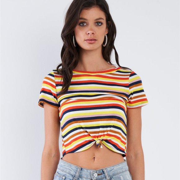 🎀Short Sleeve Top🎀 - Picture 2 of 5